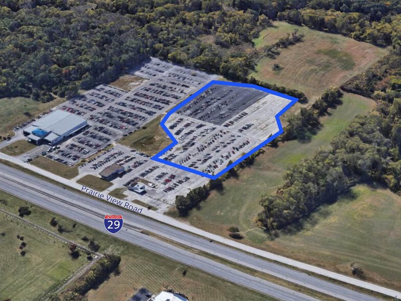 11530 NW Prairie View Rd, Kansas City, MO for lease - Building Photo - Image 1 of 1