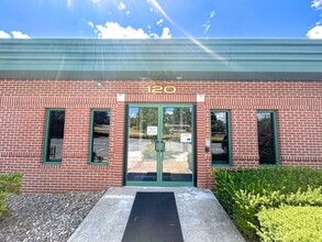 120 Regent Ct, State College, PA for lease Building Photo- Image 2 of 15