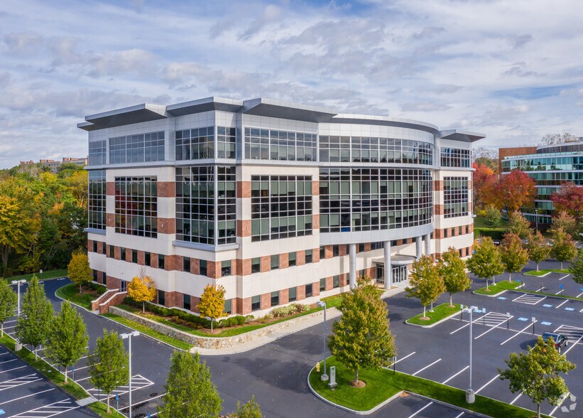 78 Blanchard Rd, Burlington, MA 01803