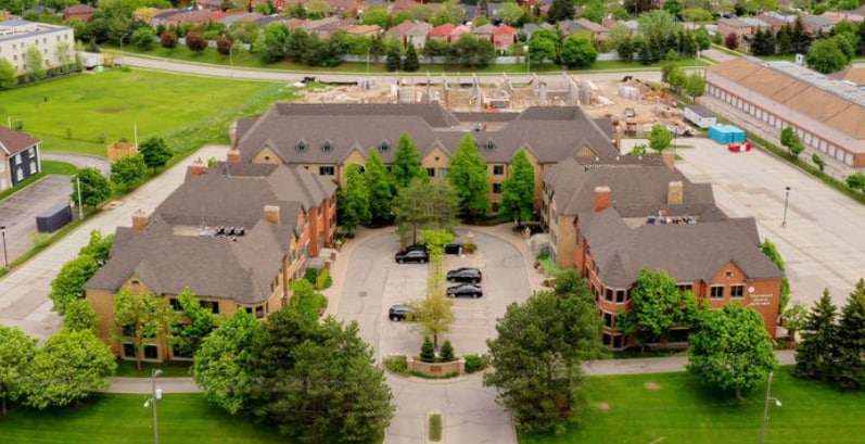 2914 S Sheridan Way, Oakville, ON for sale - Building Photo - Image 1 of 10