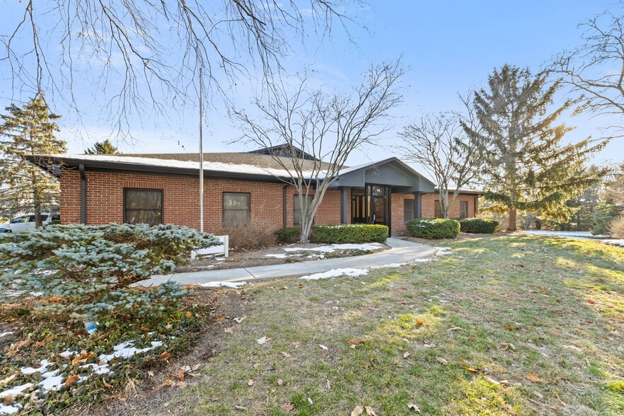 1542 E Greyhound Pass, Carmel, IN for lease - Building Photo - Image 3 of 19