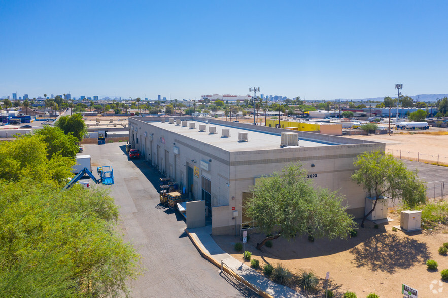 2823 N 36th Ave, Phoenix, AZ for lease - Building Photo - Image 3 of 5