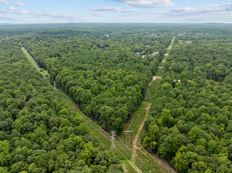 1525 Tallyho Trl, Chapel Hill, NC for sale - Aerial - Image 3 of 14