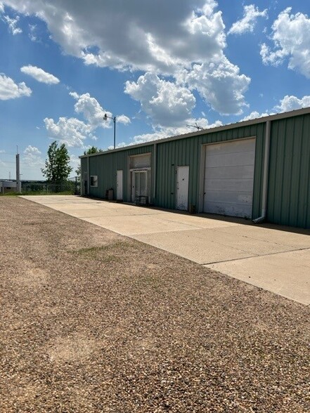 25 21st St W, Dickinson, ND for sale - Building Photo - Image 2 of 3