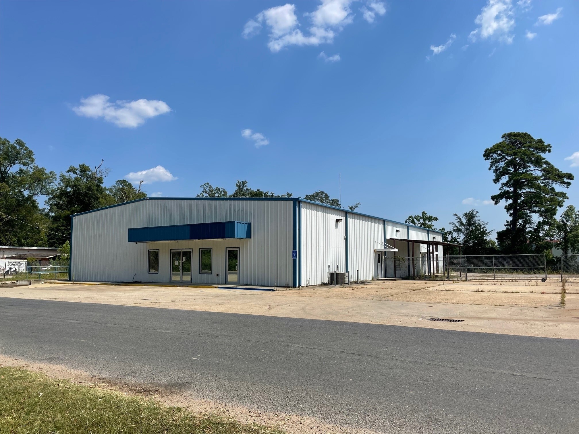 110 Horne St, West Monroe, LA for lease Primary Photo- Image 1 of 14
