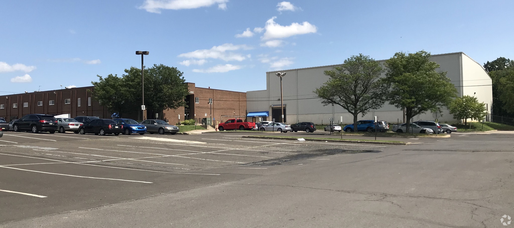 2951 Grant Ave, Philadelphia, PA for lease Primary Photo- Image 1 of 5