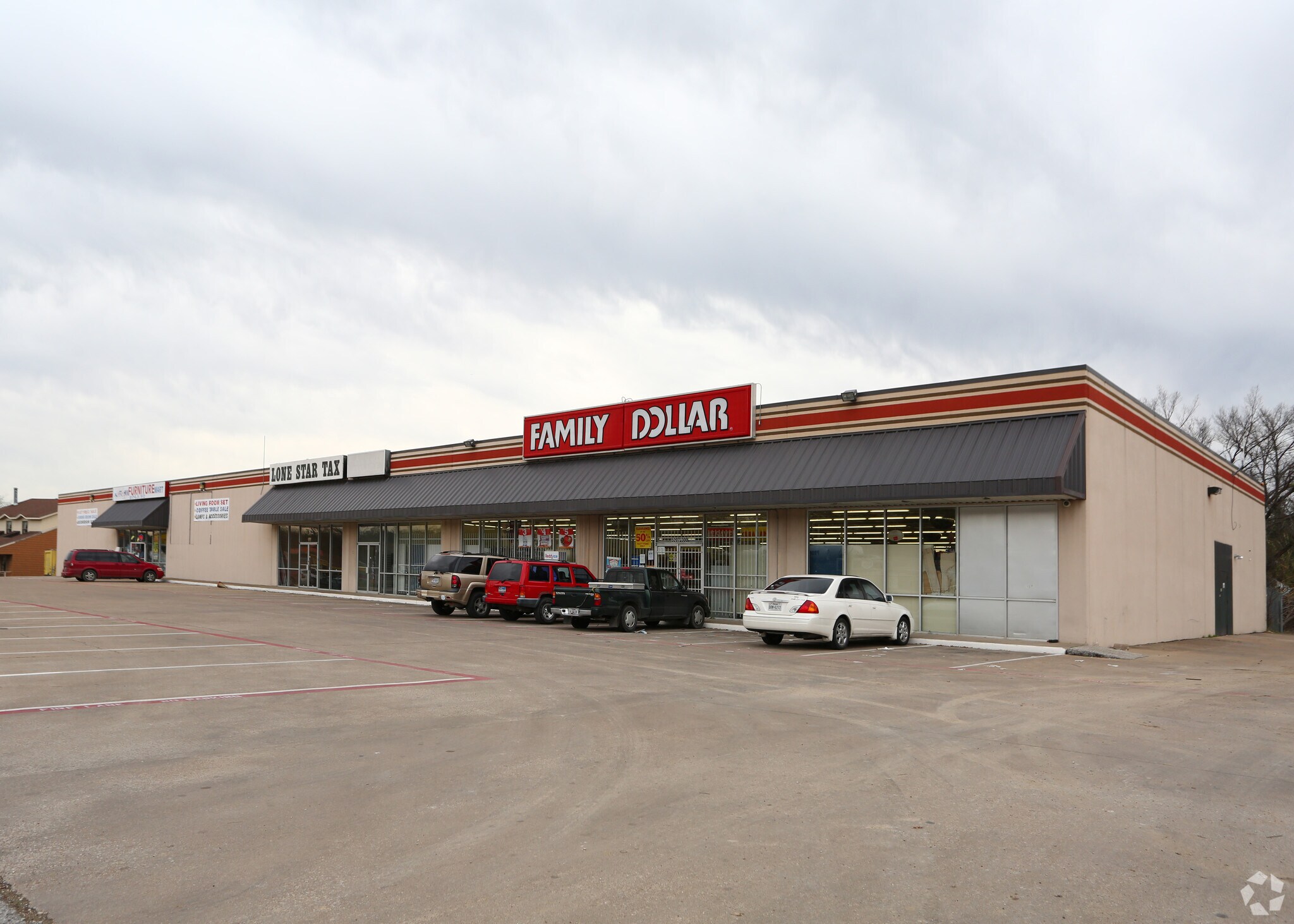 5207 Jacksboro Hwy, Sansom Park, TX for sale Primary Photo- Image 1 of 1