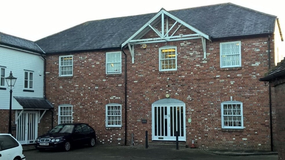 High St, Reading for sale - Building Photo - Image 2 of 10