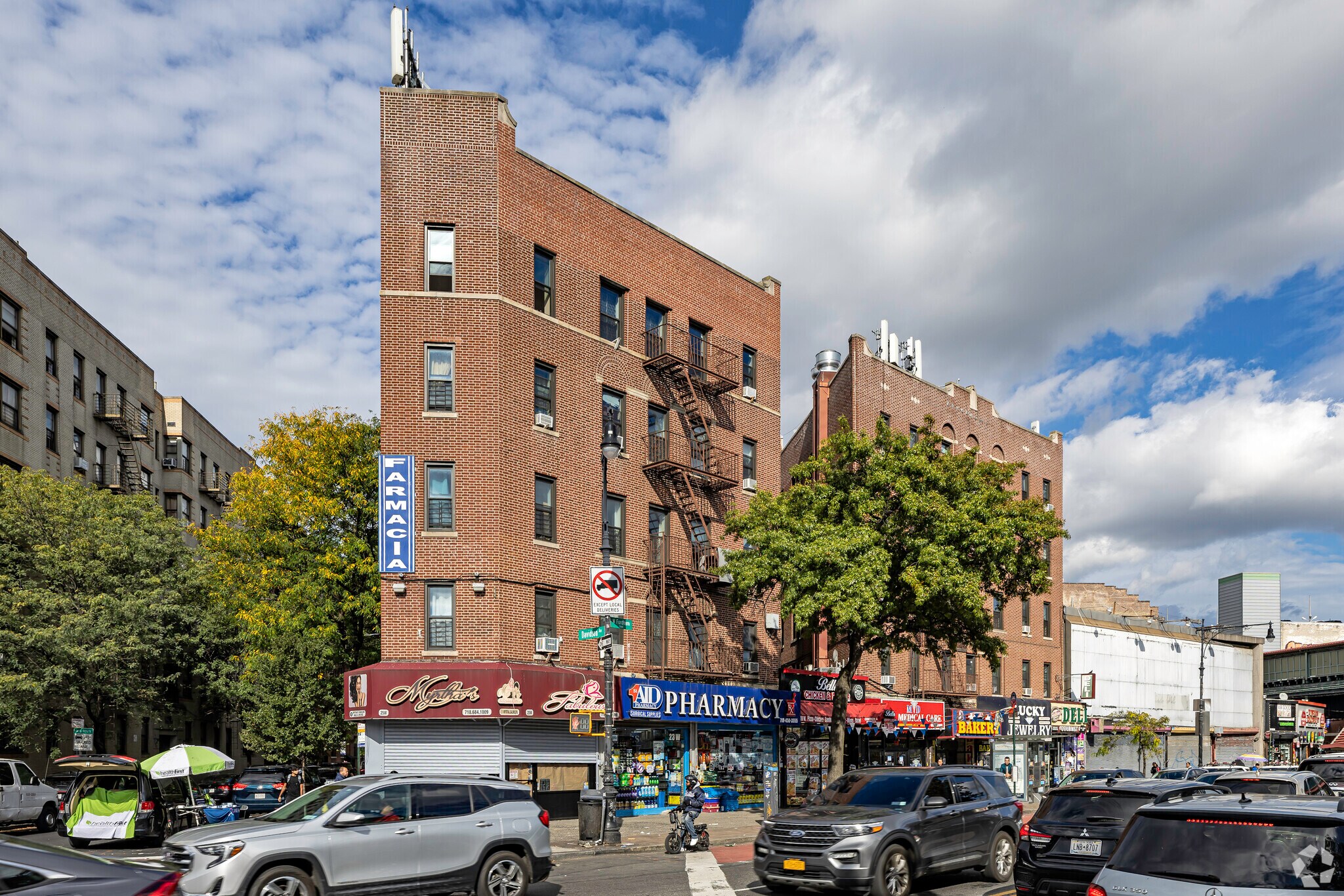 11-25 W Fordham Rd, Bronx, NY for sale Primary Photo- Image 1 of 1
