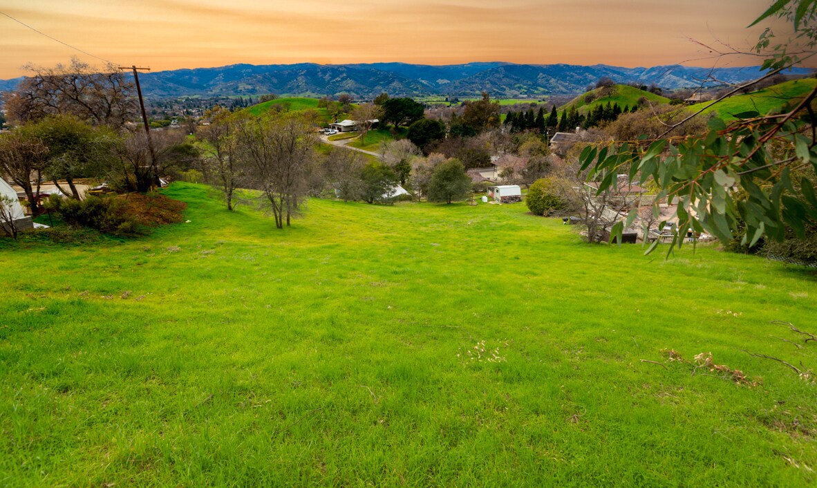 344 Vine St, Vacaville, CA 95688