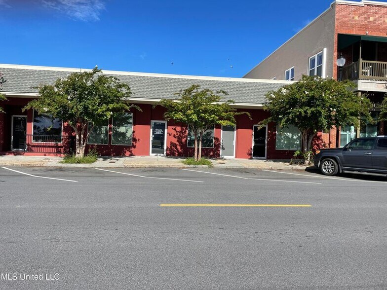 1317 24th Ave, Gulfport, MS 39501