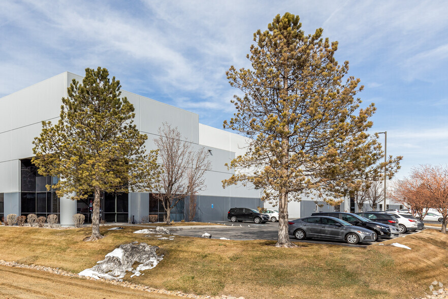 1414 Gladiola St, Salt Lake City, UT for lease - Building Photo - Image 1 of 9