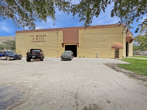 2300 NW 34th Ave, Miami, FL for sale Building Photo- Image 1 of 8