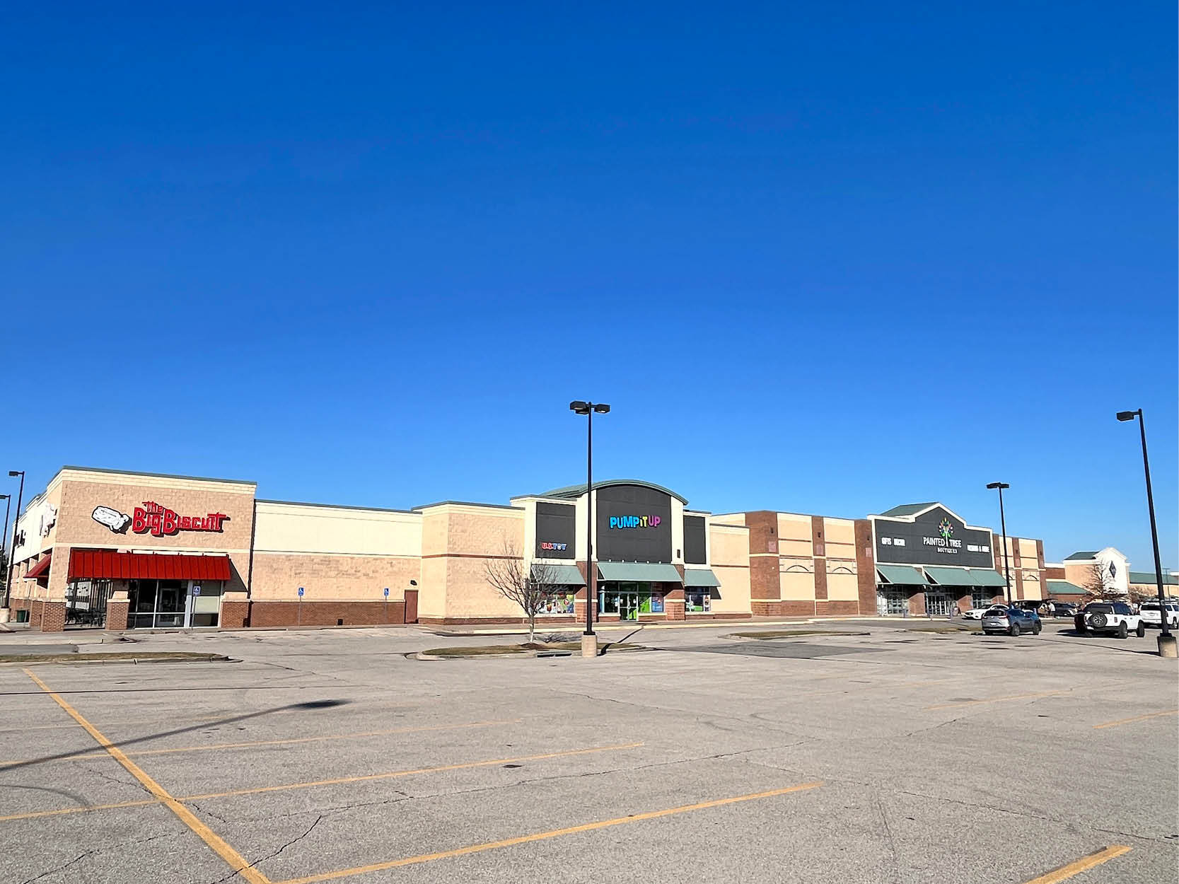 8502-8652 W 133rd St, Overland Park, KS for lease Building Photo- Image 1 of 3