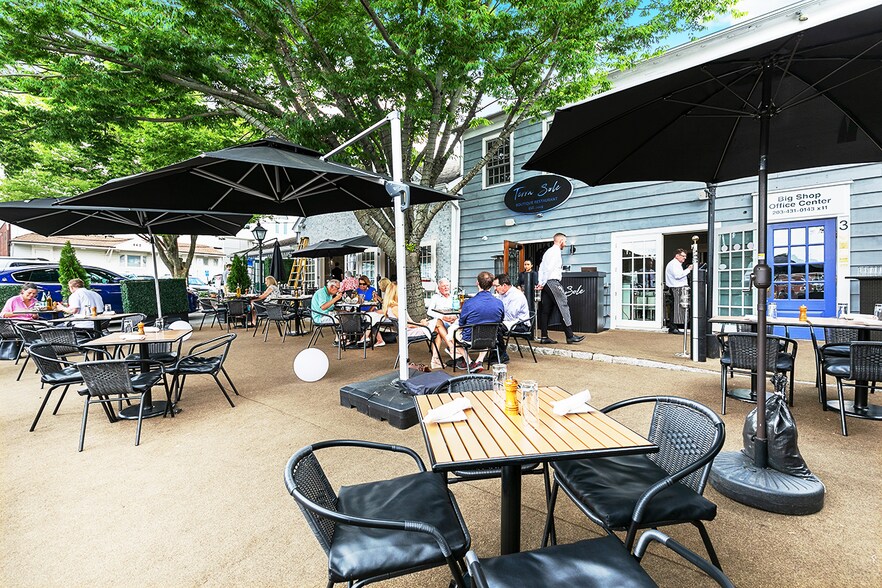 1-7 Big Shop Lane, Ridgefield, CT for sale - Building Photo - Image 1 of 1