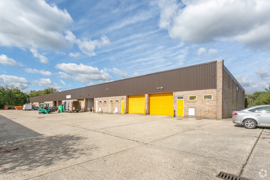 North Way, Andover for lease - Building Photo - Image 2 of 4