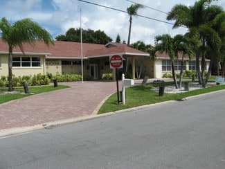 More details for 206 23rd Ave, Indian Rocks Beach, FL - Specialty for Sale