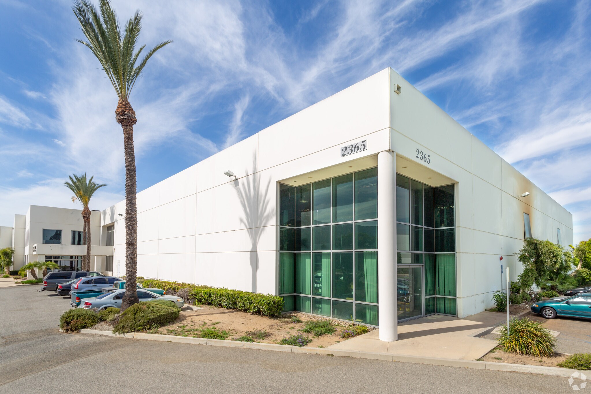 2365 Railroad St, Corona, CA for lease Primary Photo- Image 1 of 12