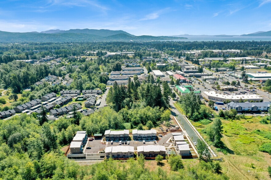 4302 Meridian St, Bellingham, WA for lease - Building Photo - Image 3 of 7