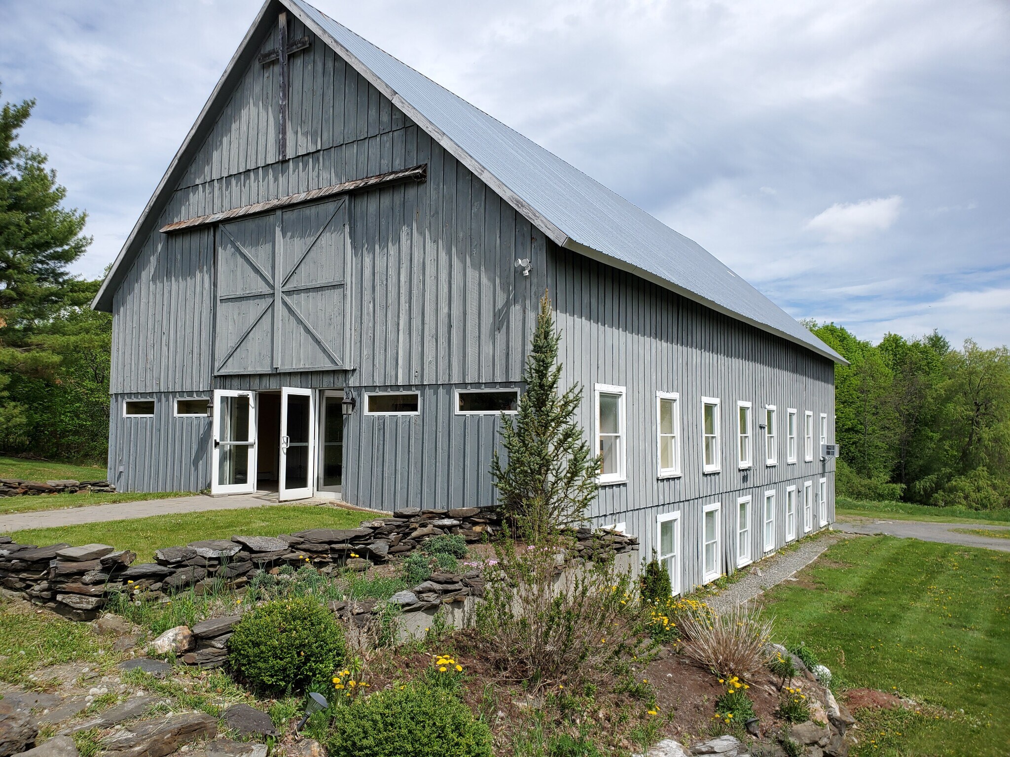 2252 Ridge Rd, Brookfield, VT for sale Primary Photo- Image 1 of 1