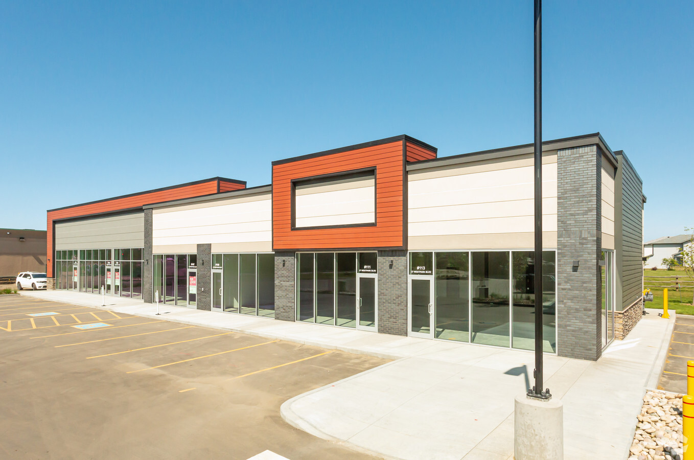 118 Westwood Blvd, Fort Saskatchewan, AB - Westpark Centre | LoopNet