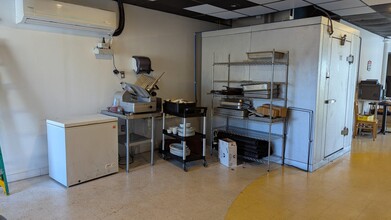 1785 Cranston St, Cranston, RI for lease Interior Photo- Image 2 of 15