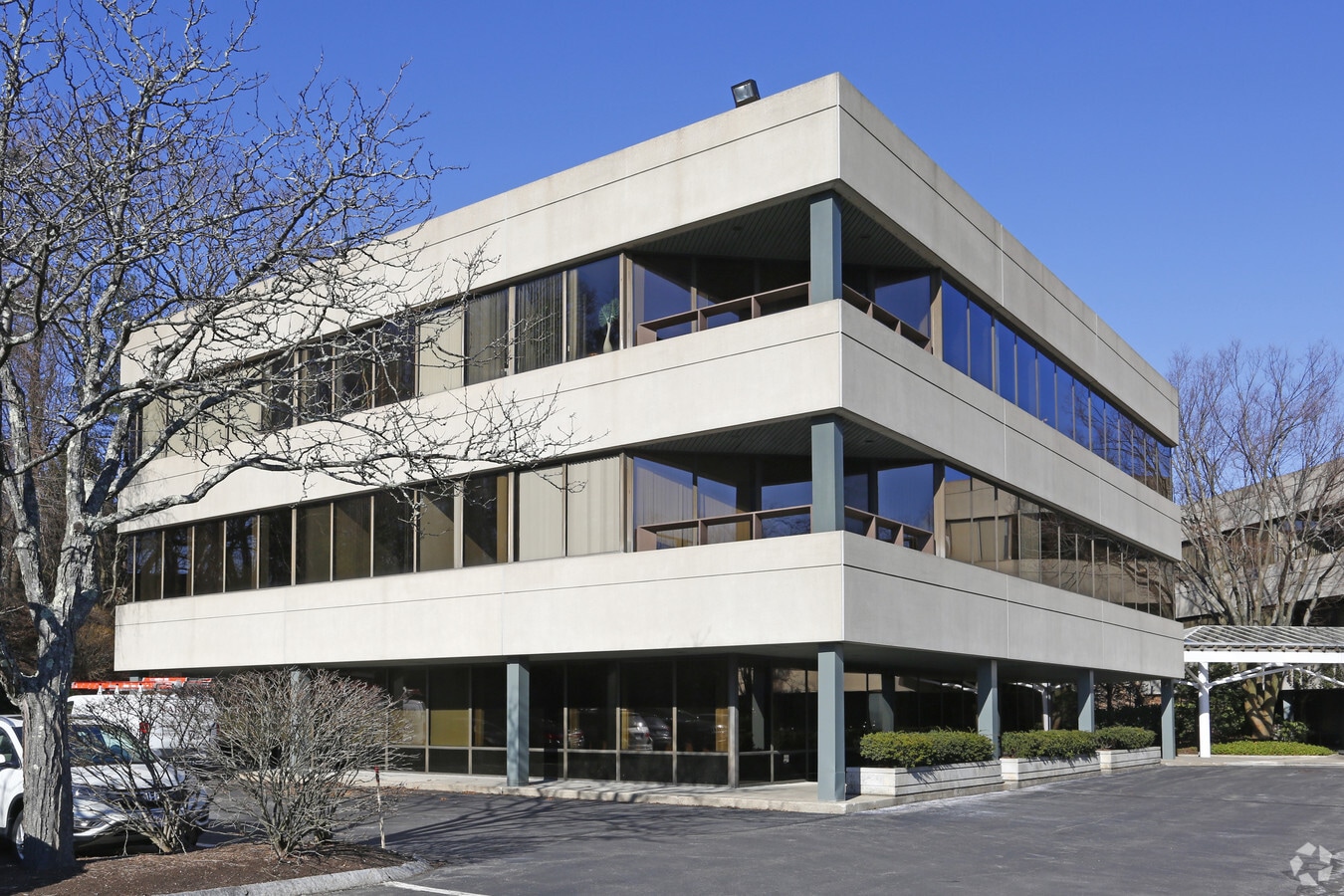 2227 Washington St, Newton, MA 02462 Two Newton Executive Park