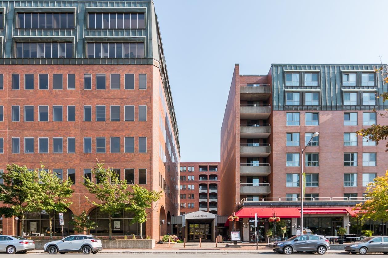 1150 Rue De Claire-Fontaine, Québec, QC for sale Building Photo- Image 1 of 1