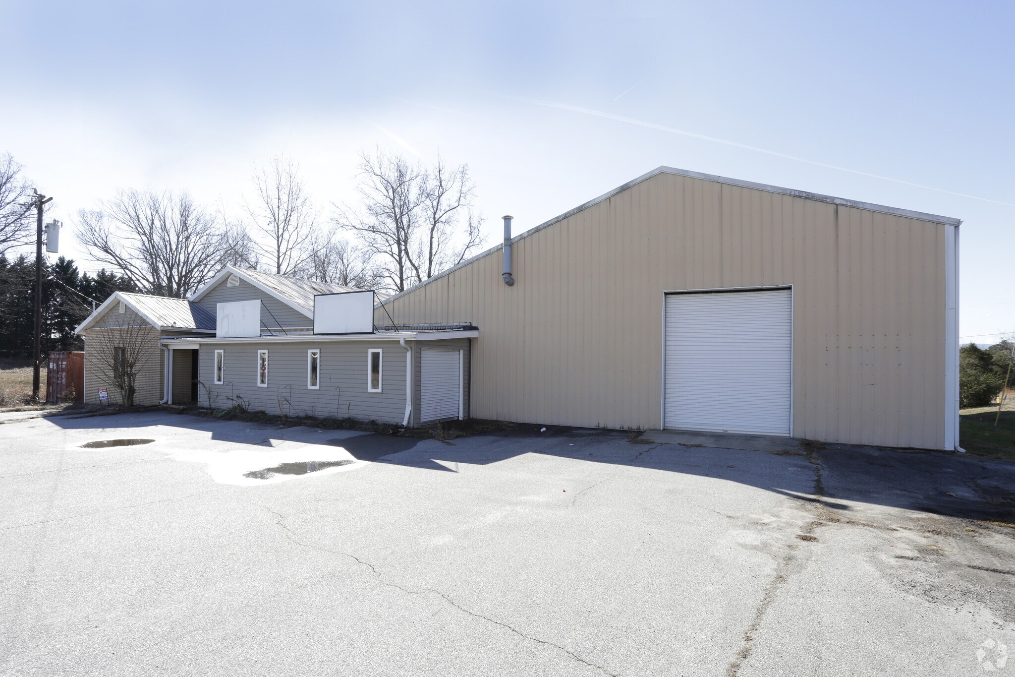 104 Grant Rd, Landrum, SC for sale Primary Photo- Image 1 of 1