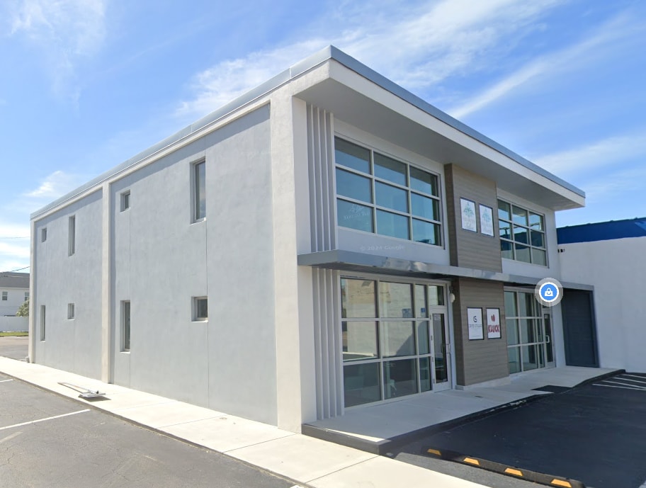 1902 W Kennedy Blvd, Tampa, FL for lease Building Photo- Image 1 of 3