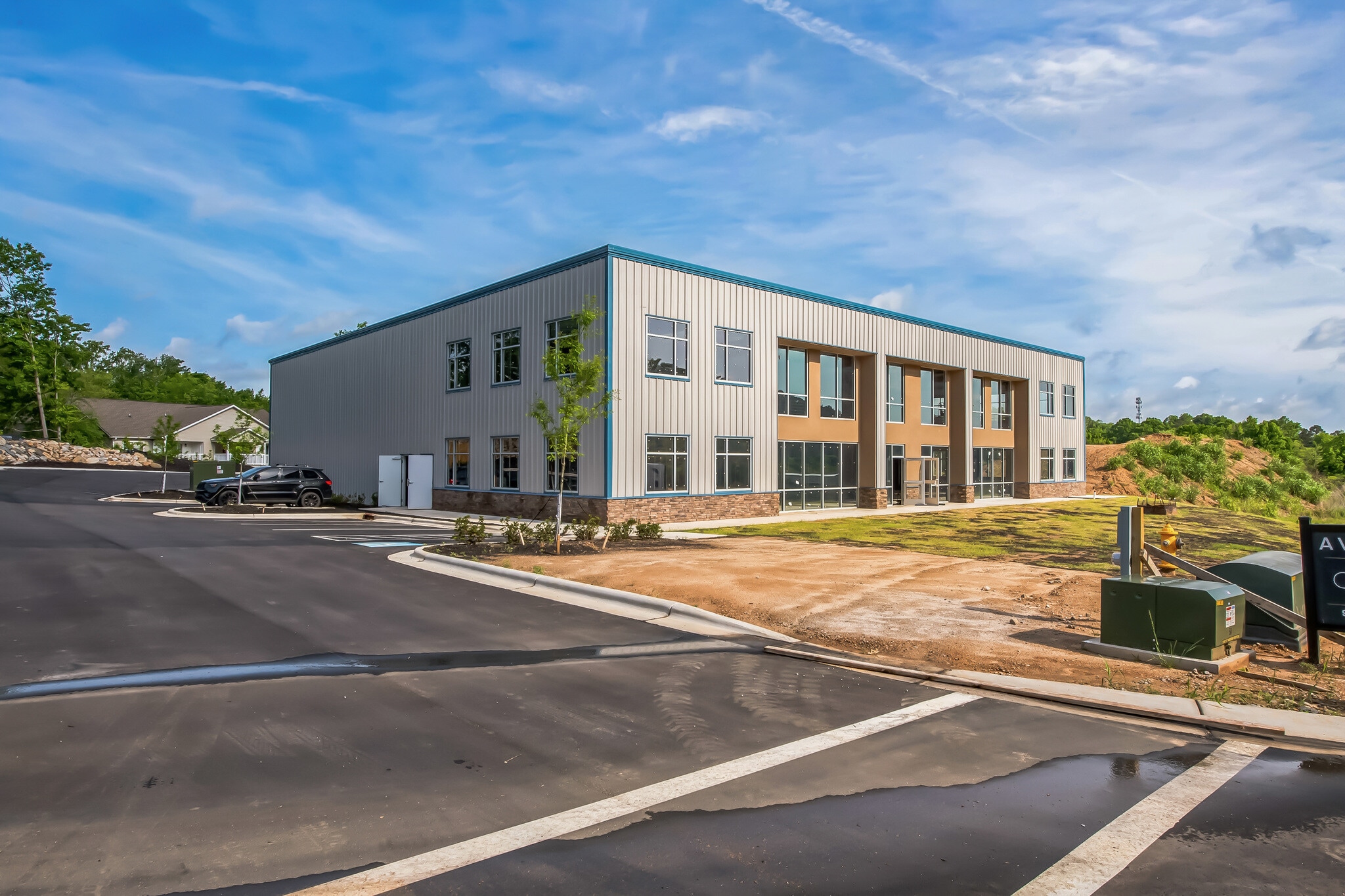 1703 Roundrock Dr, Raleigh, NC for lease Primary Photo- Image 1 of 18