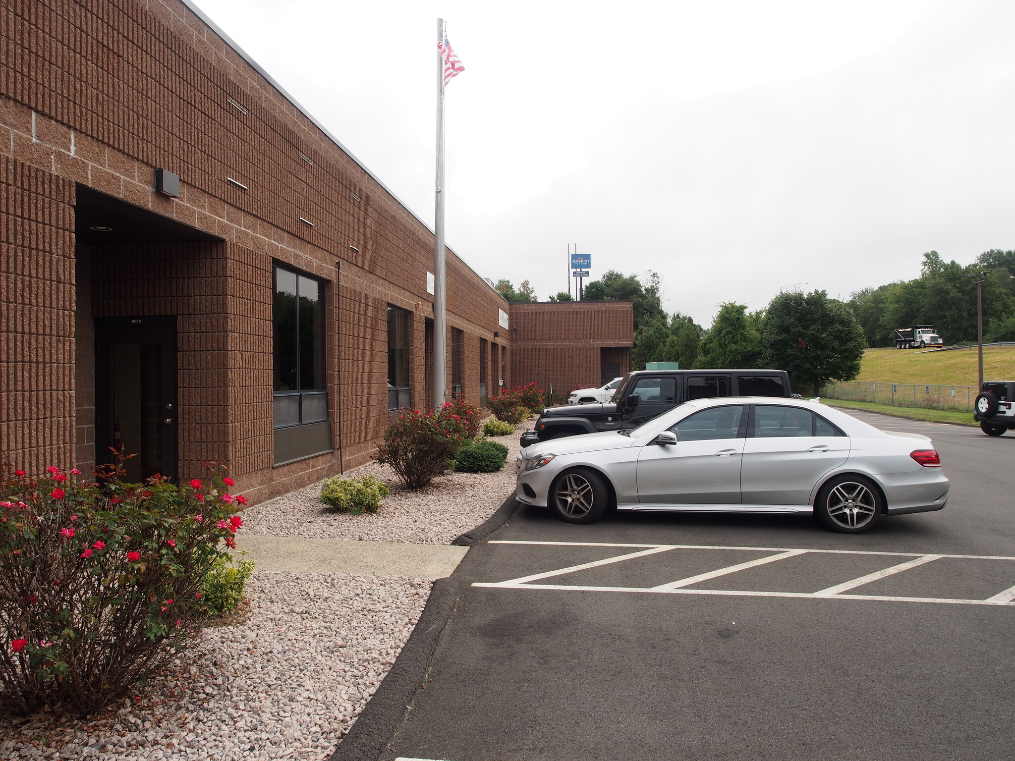 9 Business Park Dr, Branford, CT for lease Building Photo- Image 1 of 5