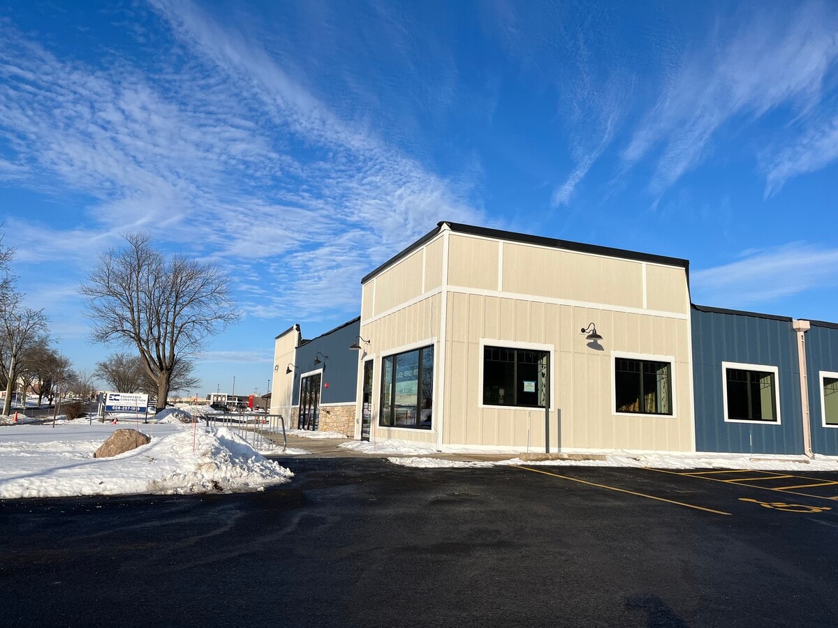 67186722 Odana Rd, Madison, WI 53719