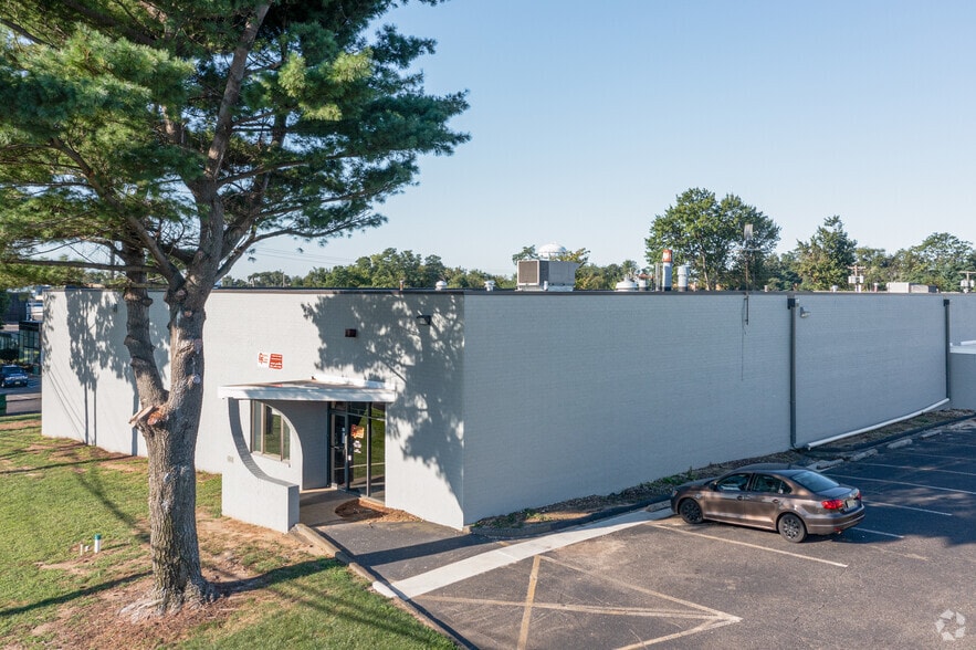 815 Hylton Rd, Pennsauken, NJ for lease - Building Photo - Image 1 of 6