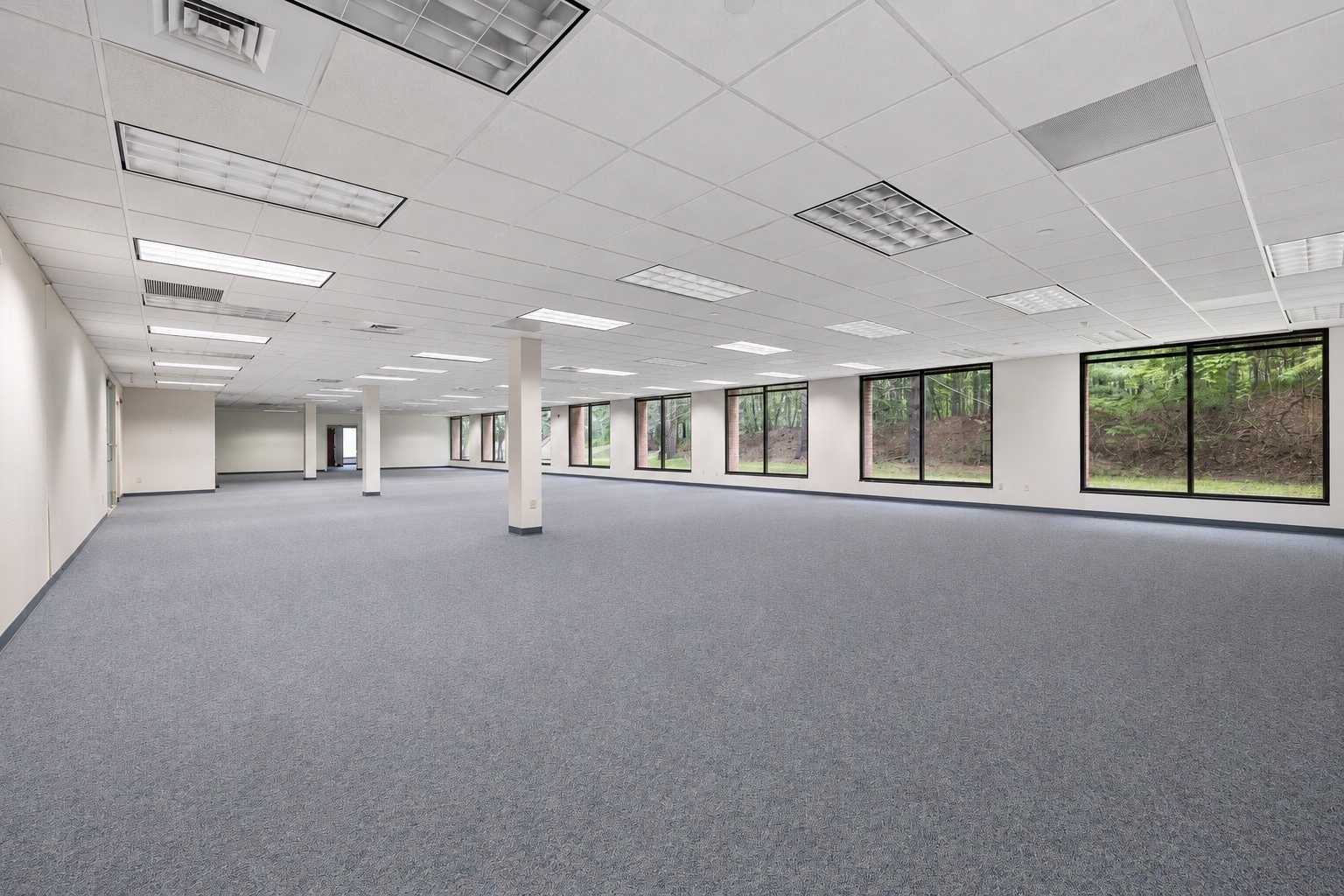 55 Corporate Dr, Trumbull, CT for lease Interior Photo- Image 1 of 8