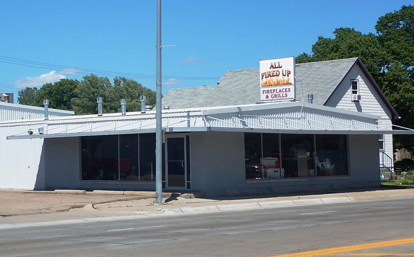 115 E 12th St, North Platte, NE 69101