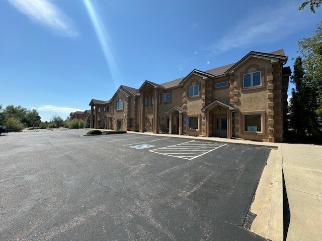 9406 Mosaic Hts, Fountain, CO for lease - Primary Photo - Image 1 of 11