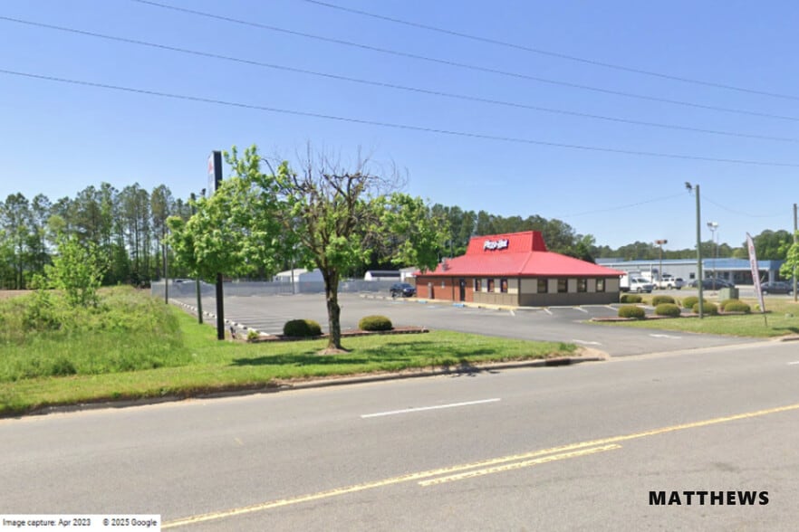 8811 W Marlboro Rd, Farmville, NC for sale - Building Photo - Image 1 of 3
