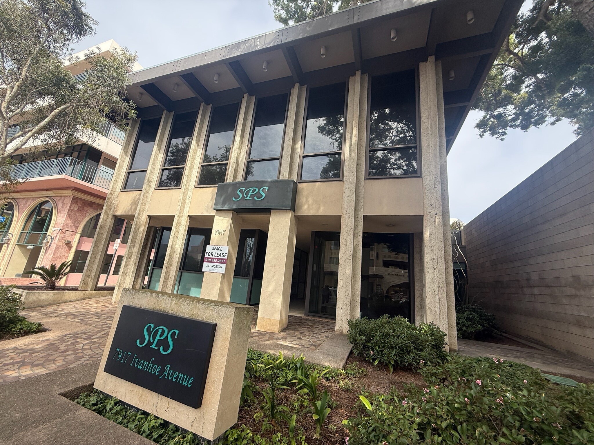 7917 Ivanhoe Ave, La Jolla, CA for lease Building Photo- Image 1 of 18