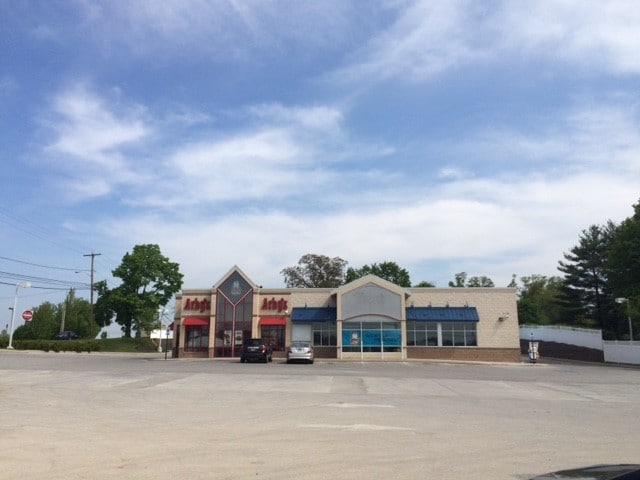 1340 Baltimore St, Hanover, PA for lease Primary Photo- Image 1 of 2