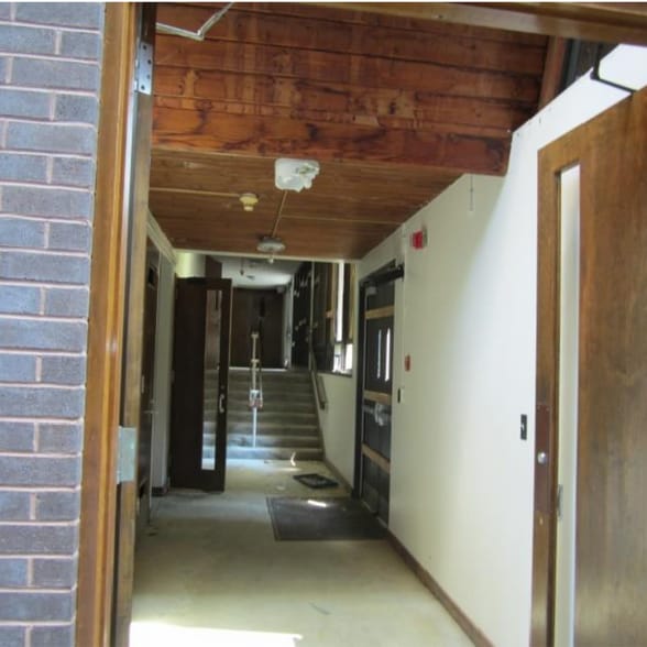 231 Gungywamp Rd, Groton, CT for sale - Building Photo - Image 2 of 13