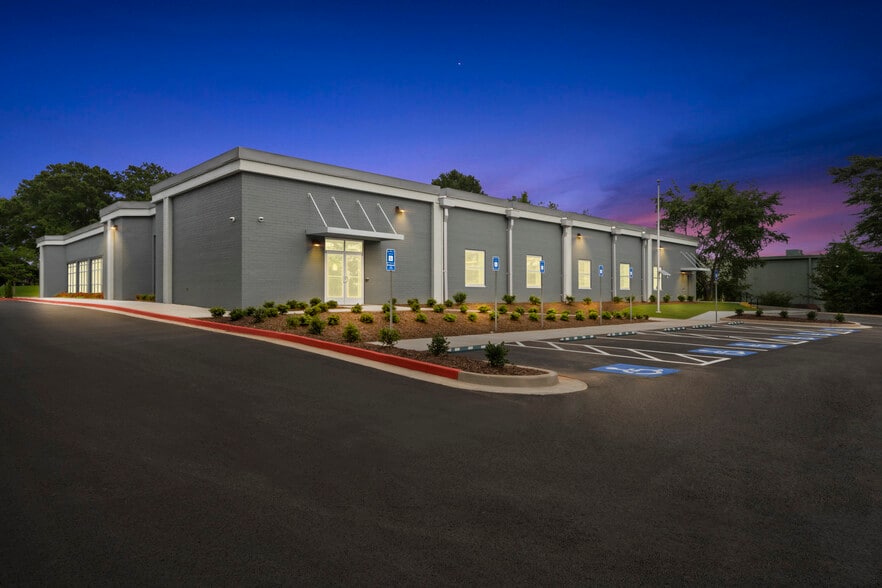 6665 Park Pl, Morrow, GA for sale - Building Photo - Image 1 of 1