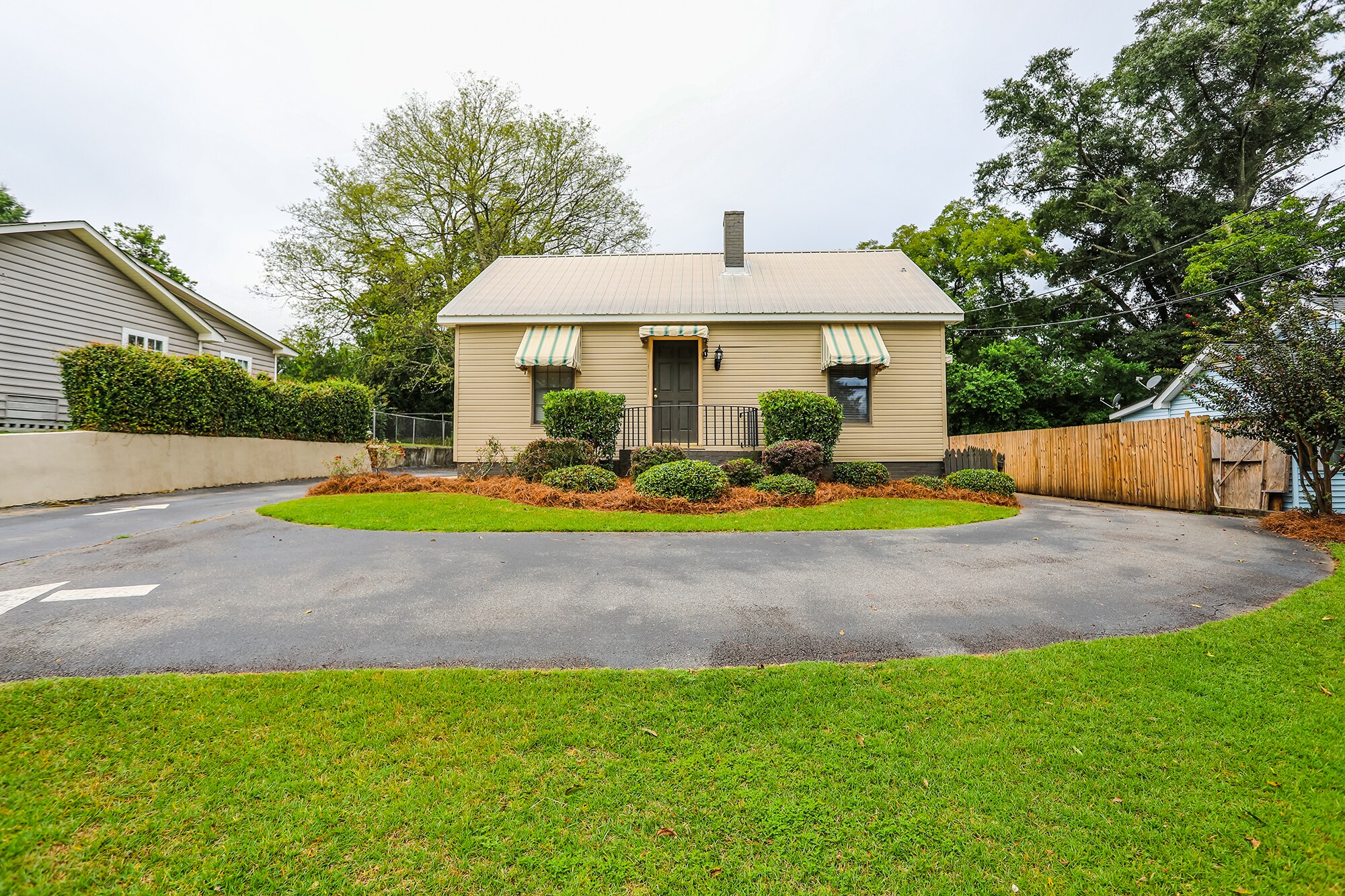 1205 Ball St, Perry, GA for sale Primary Photo- Image 1 of 1