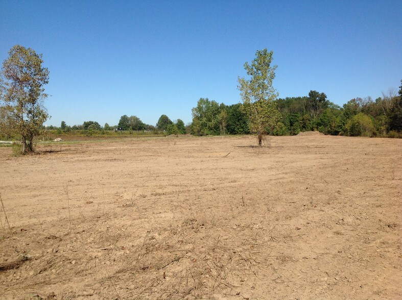 W McCauley Dr, Uhrichsville, OH 44683 Claymont CenterVacant Land