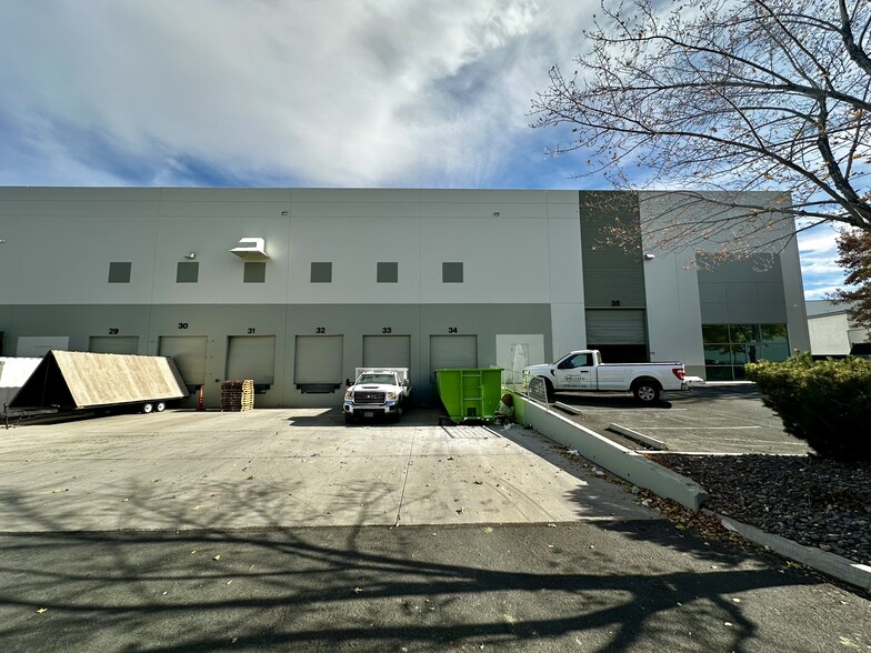 875 E Patriot Blvd, Reno, NV for lease - Building Photo - Image 3 of 6