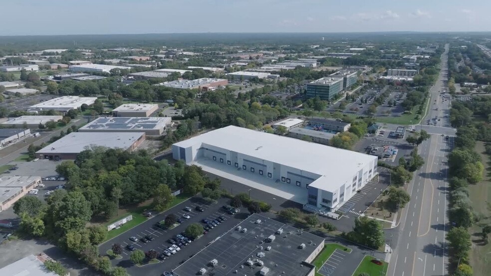 60 Motor Pky, Commack, NY for lease - Commercial Listing Video - Image 2 of 21