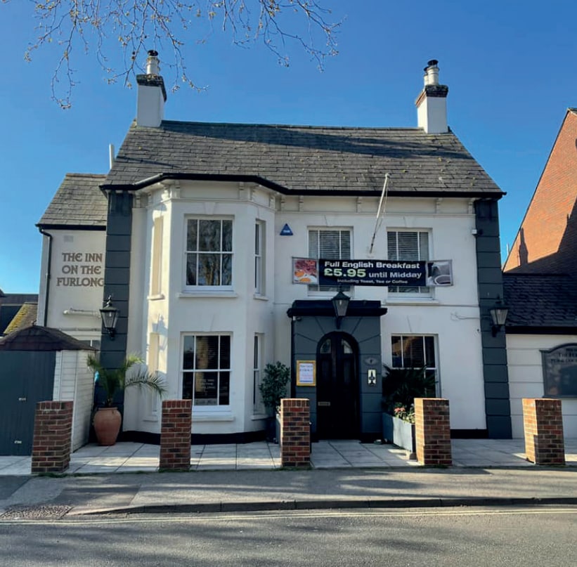 Free of Tie Pub Investments portfolio of 4 properties for sale on LoopNet.com Building Photo- Image 1 of 5