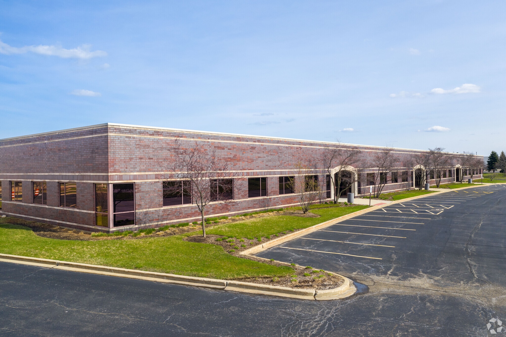 1501-1531 S White Oak Dr, Waukegan, IL for lease Building Photo- Image 1 of 6