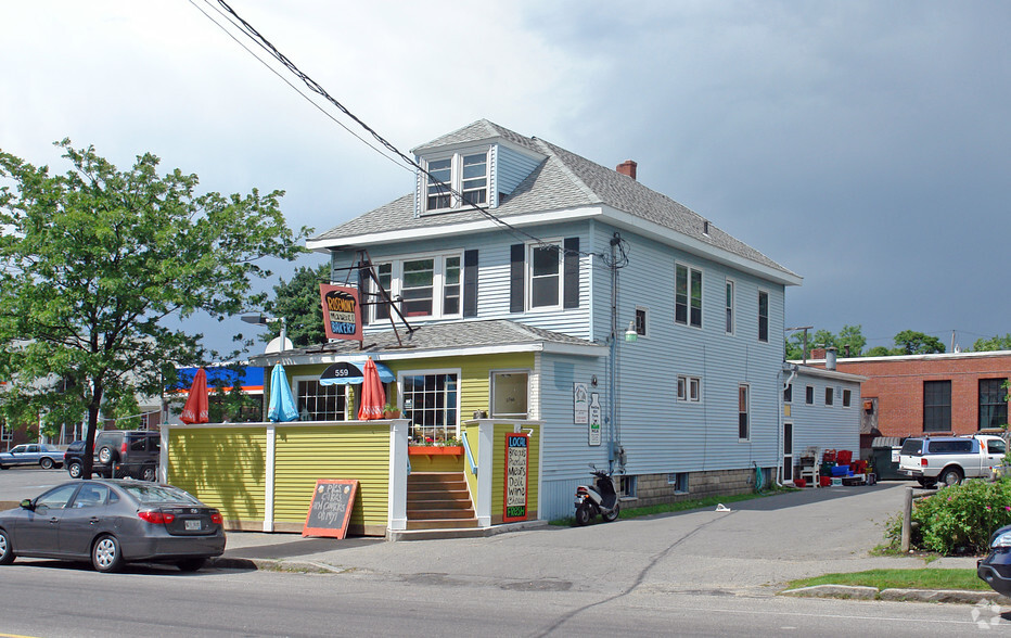 559 Brighton Ave, Portland, ME for sale - Primary Photo - Image 1 of 1