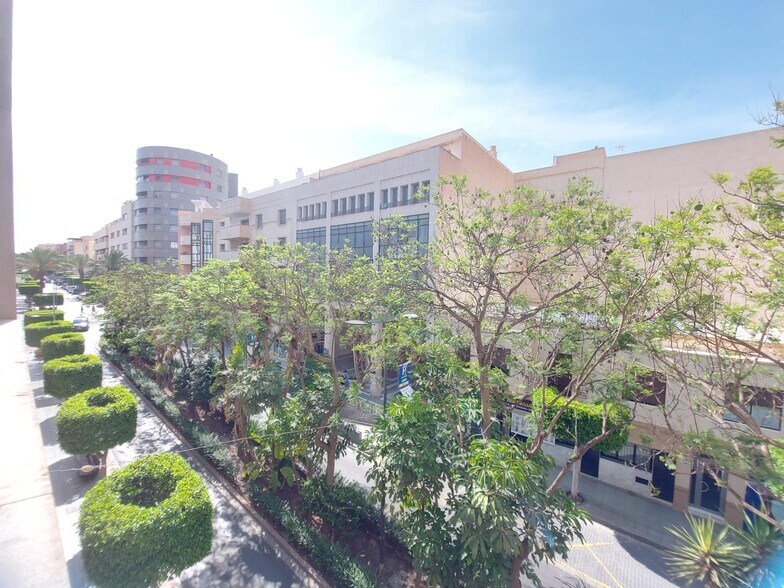 Retail in El Ejido, Almería for lease - Building Photo - Image 1 of 38